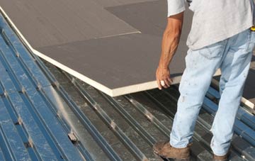 benefits of insulating Hockering flat roofing